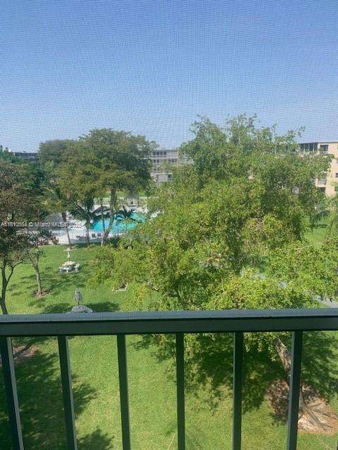 Small Image of 4650 WASHINGTON ST #502, Hollywood Number 26