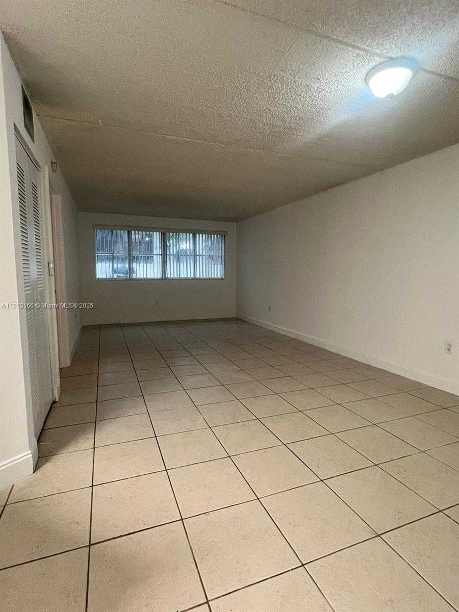 Small Image of 6195 NORTH WEST 186TH ST #120, Hialeah Number 5
