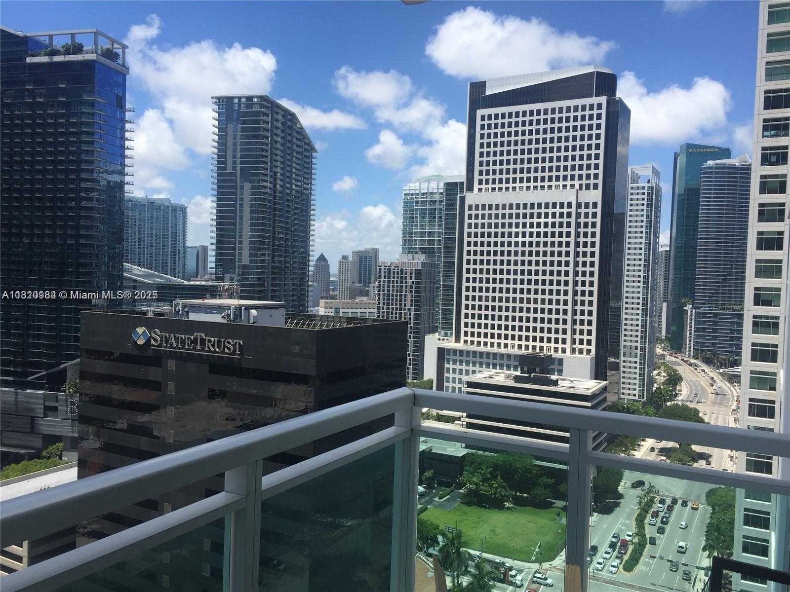 Small Image of 951 BRICKELL AVE #2403, Miami Number 7