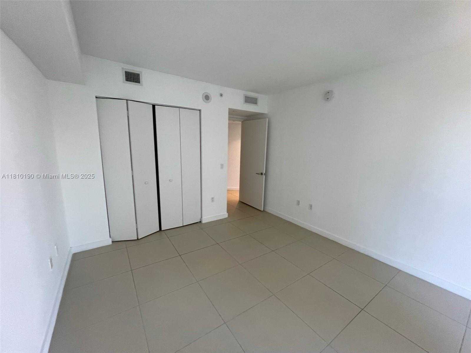 Small Image of 31 SOUTH EAST 6TH ST #1402, Miami Number 11