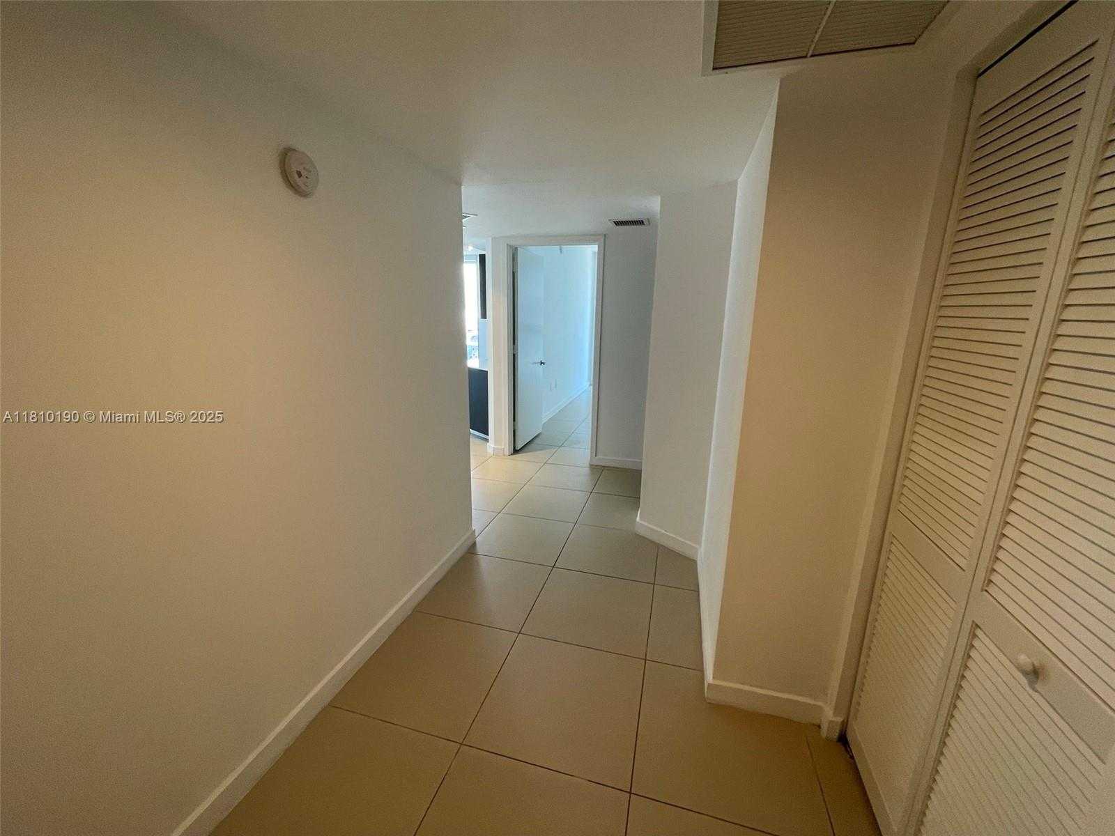 Small Image of 31 SOUTH EAST 6TH ST #1402, Miami Number 14