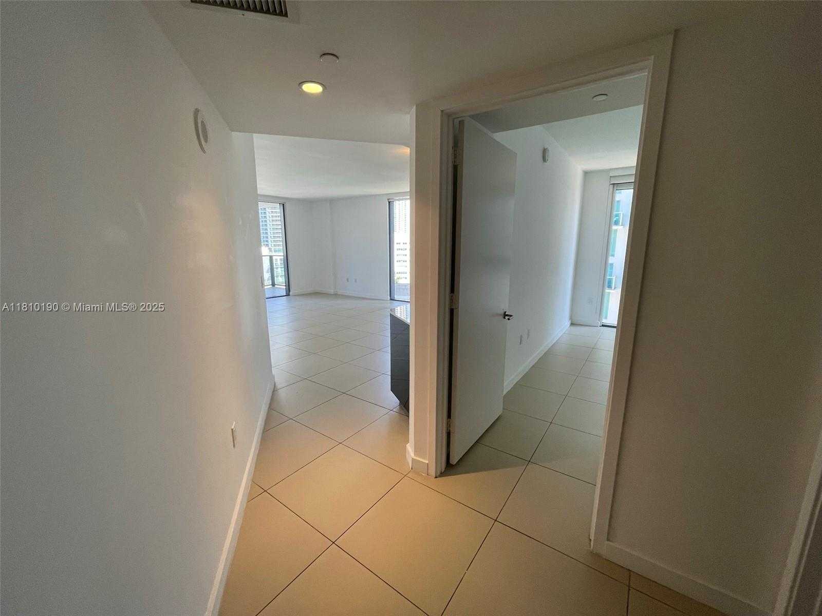 Small Image of 31 SOUTH EAST 6TH ST #1402, Miami Number 15