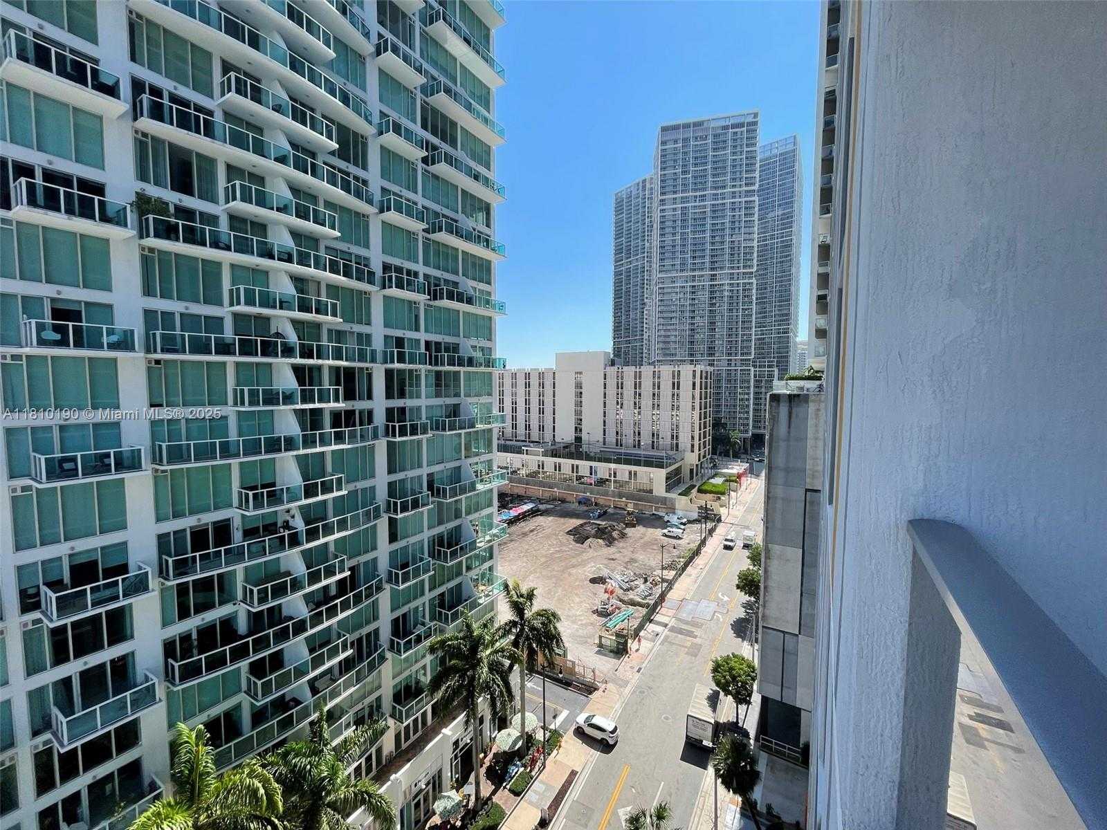 Small Image of 31 SOUTH EAST 6TH ST #1402, Miami Number 7