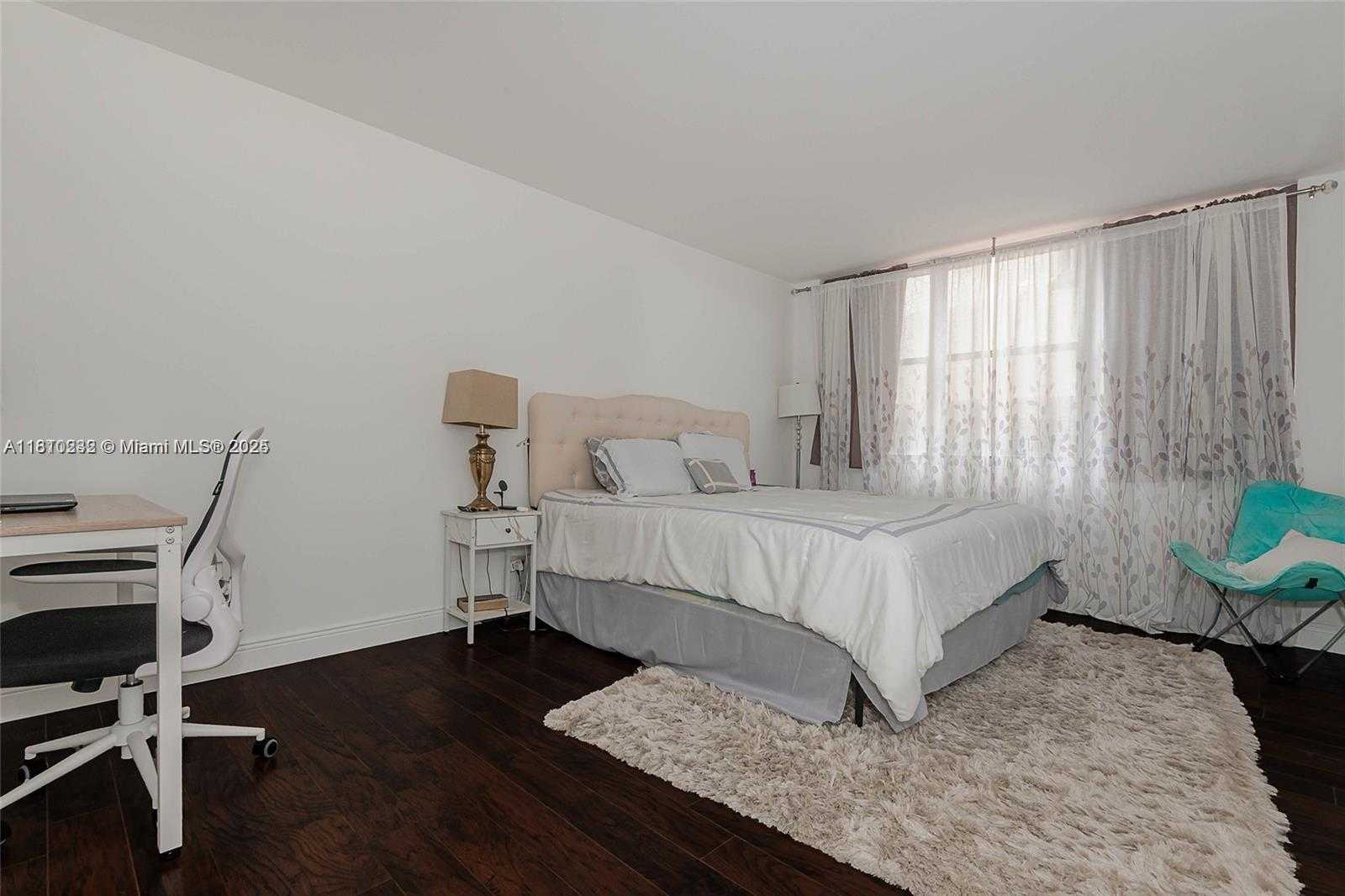 Small Image of 6039 COLLINS AVE #307, Miami Beach Number 13