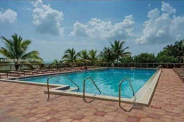 Small Image of 6039 COLLINS AVE #307, Miami Beach Number 19