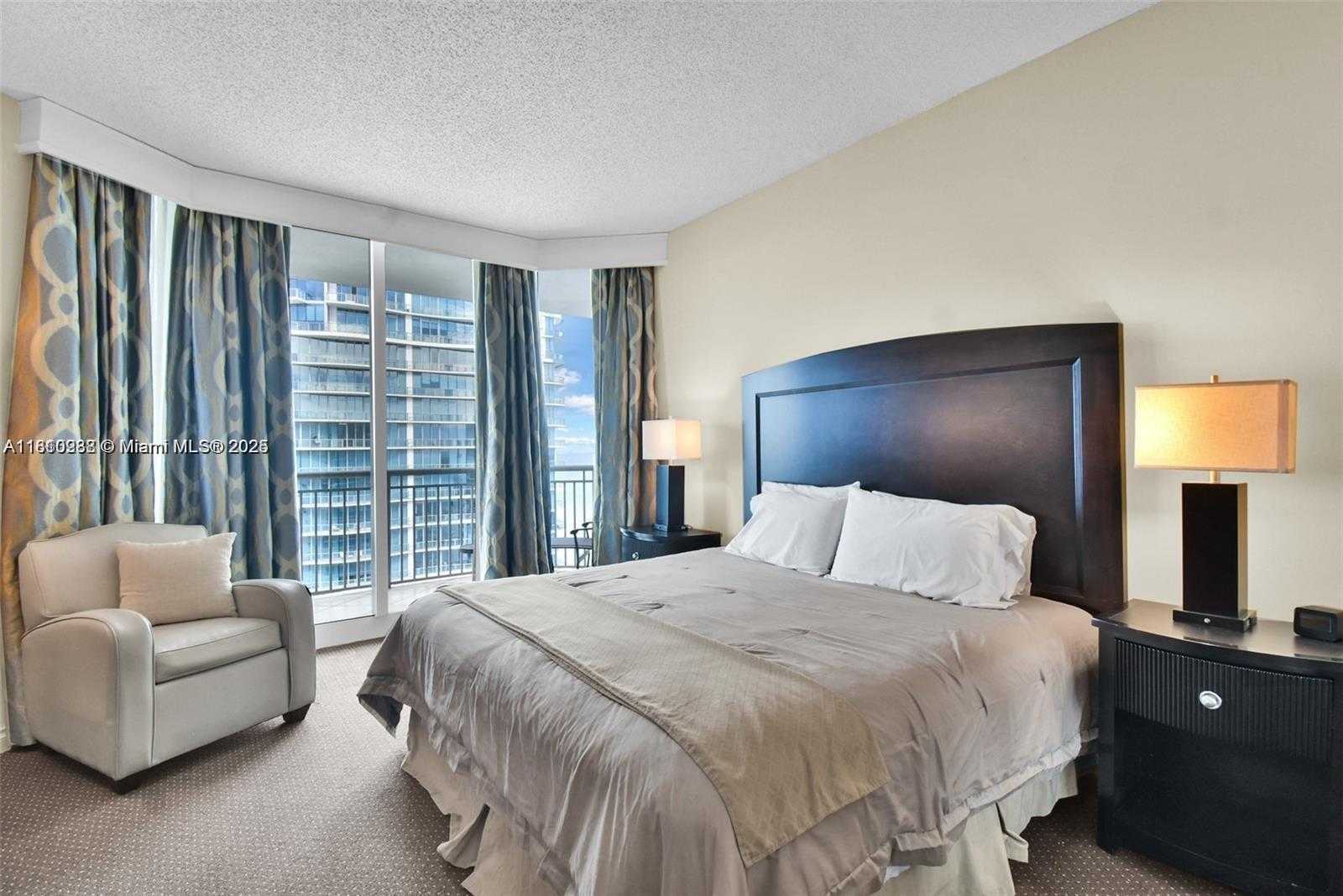 Small Image of 17375 NORTH EAST COLLINS AVE #2706, Sunny Isles Beach Number 26