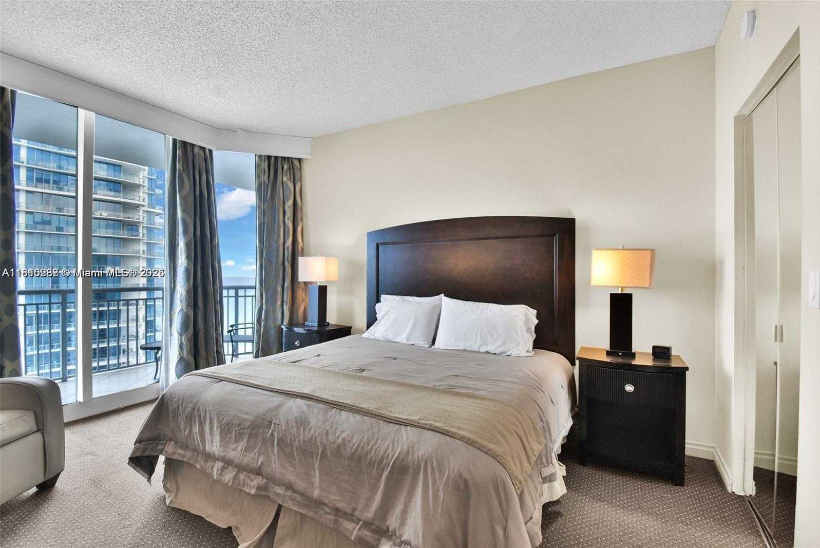 Small Image of 17375 NORTH EAST COLLINS AVE #2706, Sunny Isles Beach Number 27