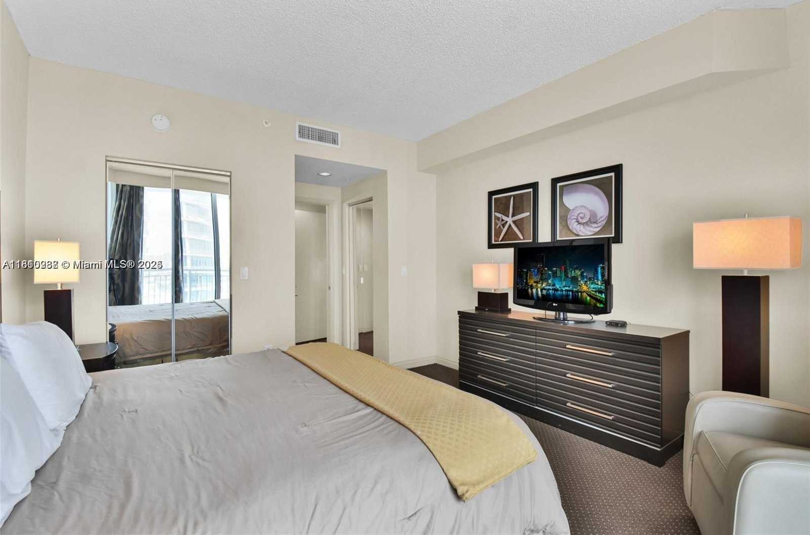 Small Image of 17375 NORTH EAST COLLINS AVE #2706, Sunny Isles Beach Number 30