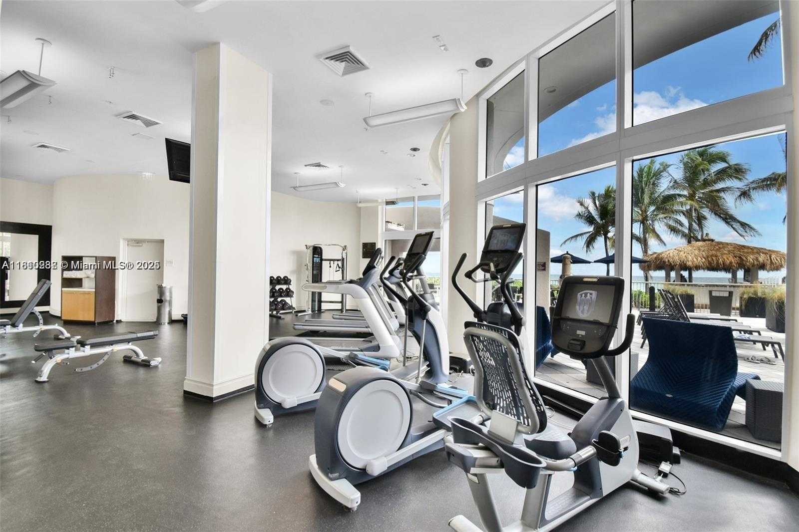 Small Image of 17375 NORTH EAST COLLINS AVE #2706, Sunny Isles Beach Number 40
