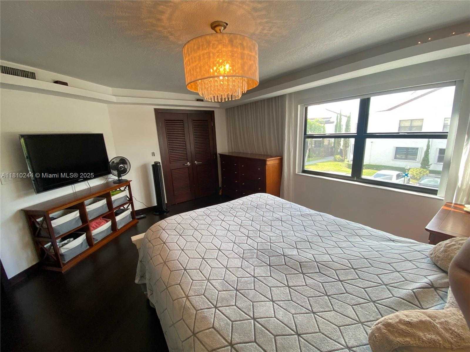 Small Image of 9435 FONTAINEBLEAU BLVD #213-17, Miami Number 17