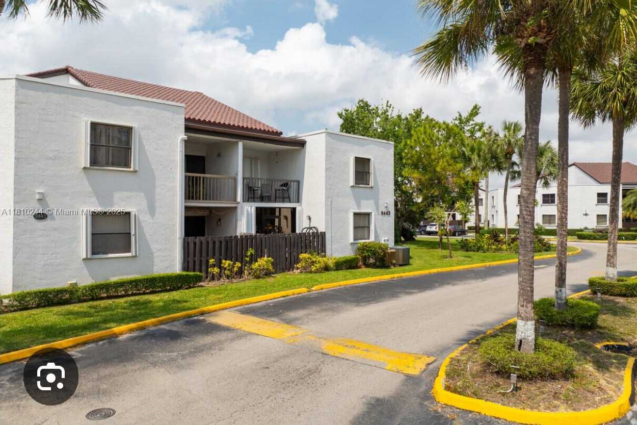 Small Image of 9435 FONTAINEBLEAU BLVD #213-17, Miami Number 3
