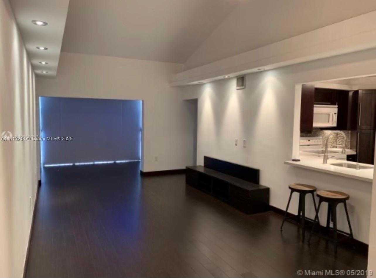 Small Image of 9435 FONTAINEBLEAU BLVD #213-17, Miami Number 4