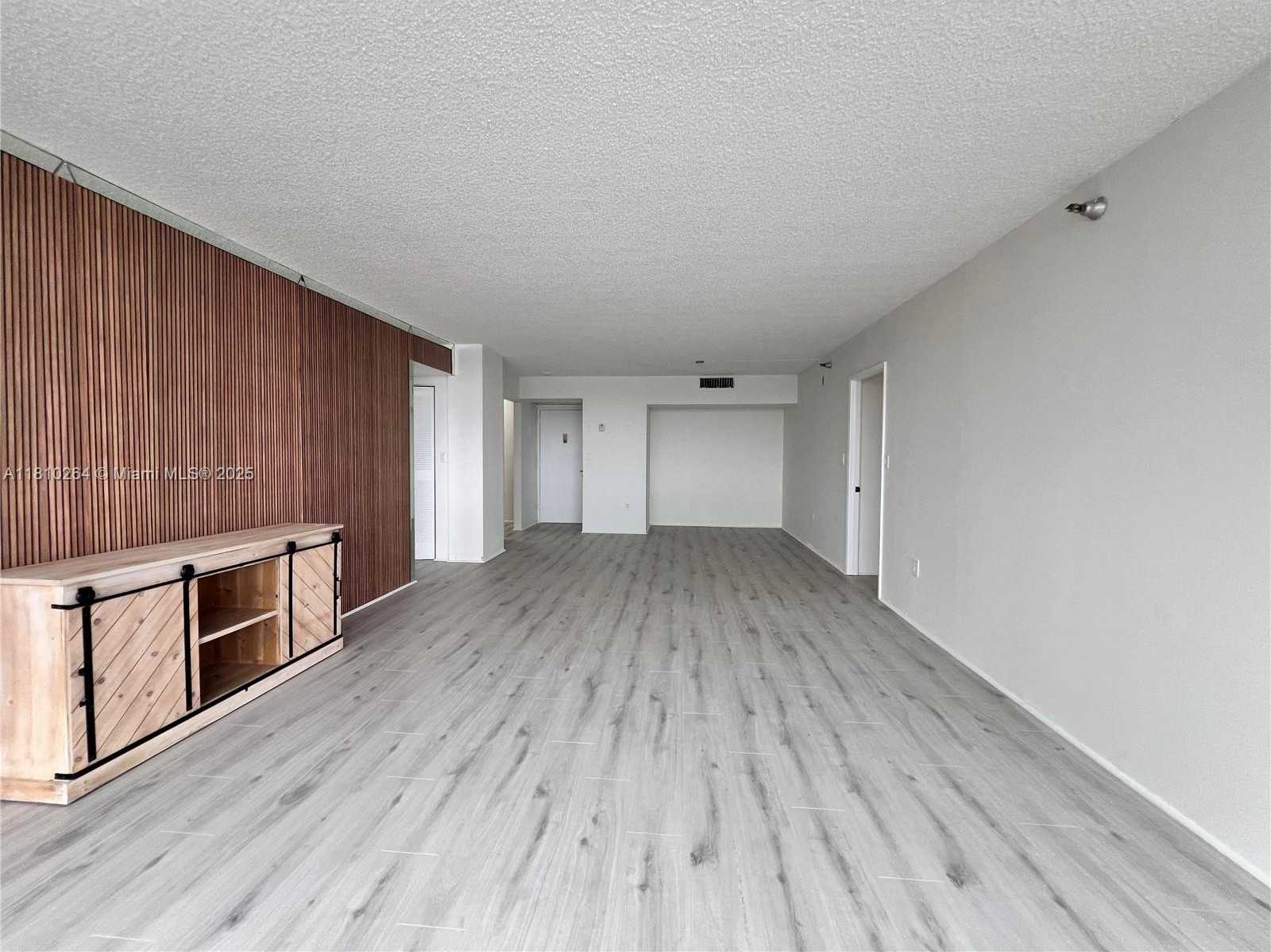 Small Image of 20515 EAST COUNTRY CLUB DR #245, Aventura Number 18