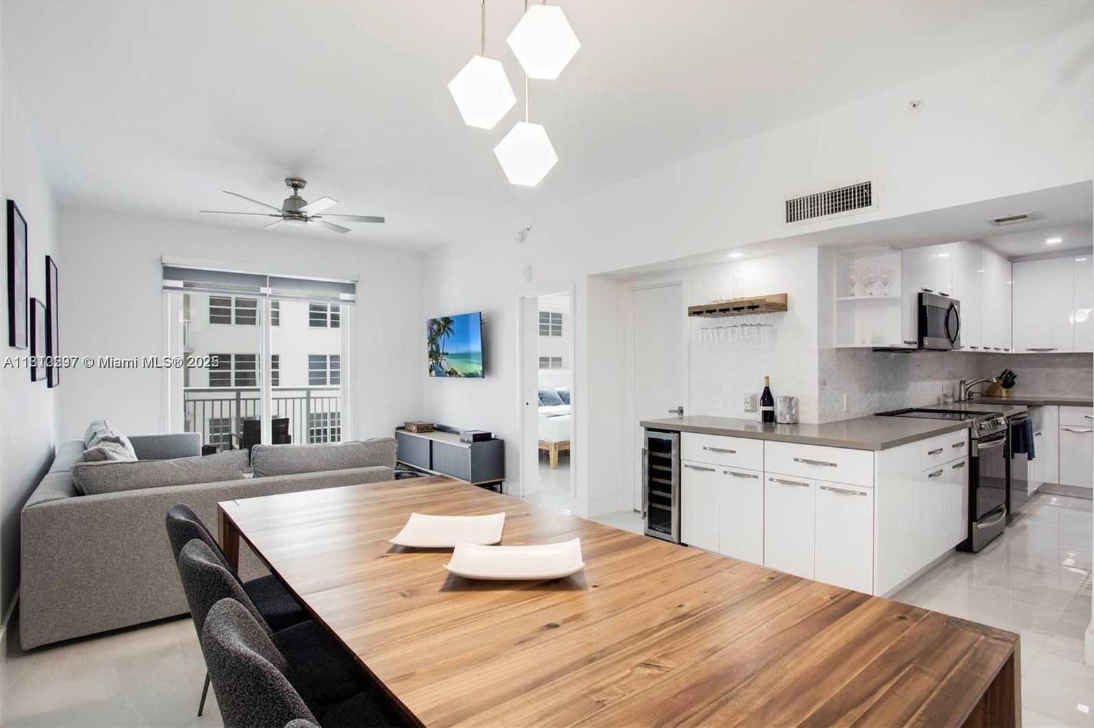 Small Image of 6969 COLLINS AVE #1408, Miami Beach Number 6