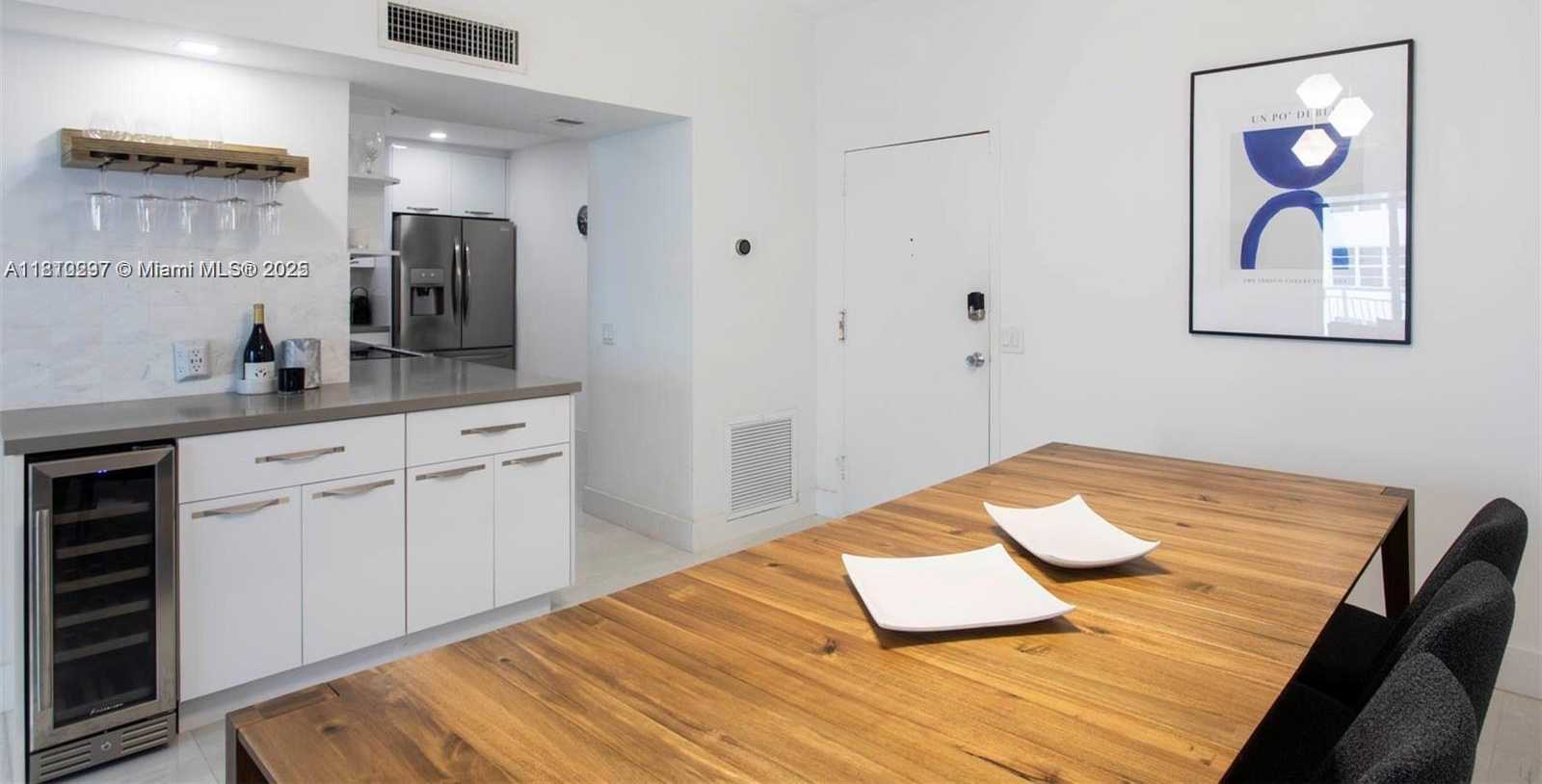 Small Image of 6969 COLLINS AVE #1408, Miami Beach Number 9