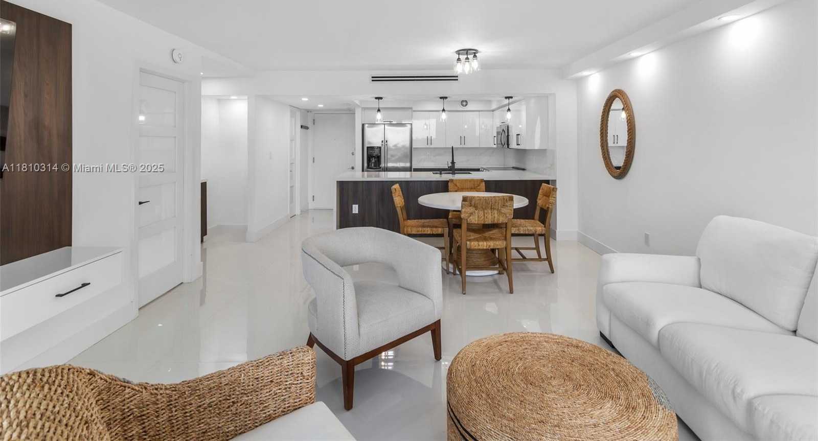 Small Image of 5701 COLLINS AVE #503, Miami Beach Number 24