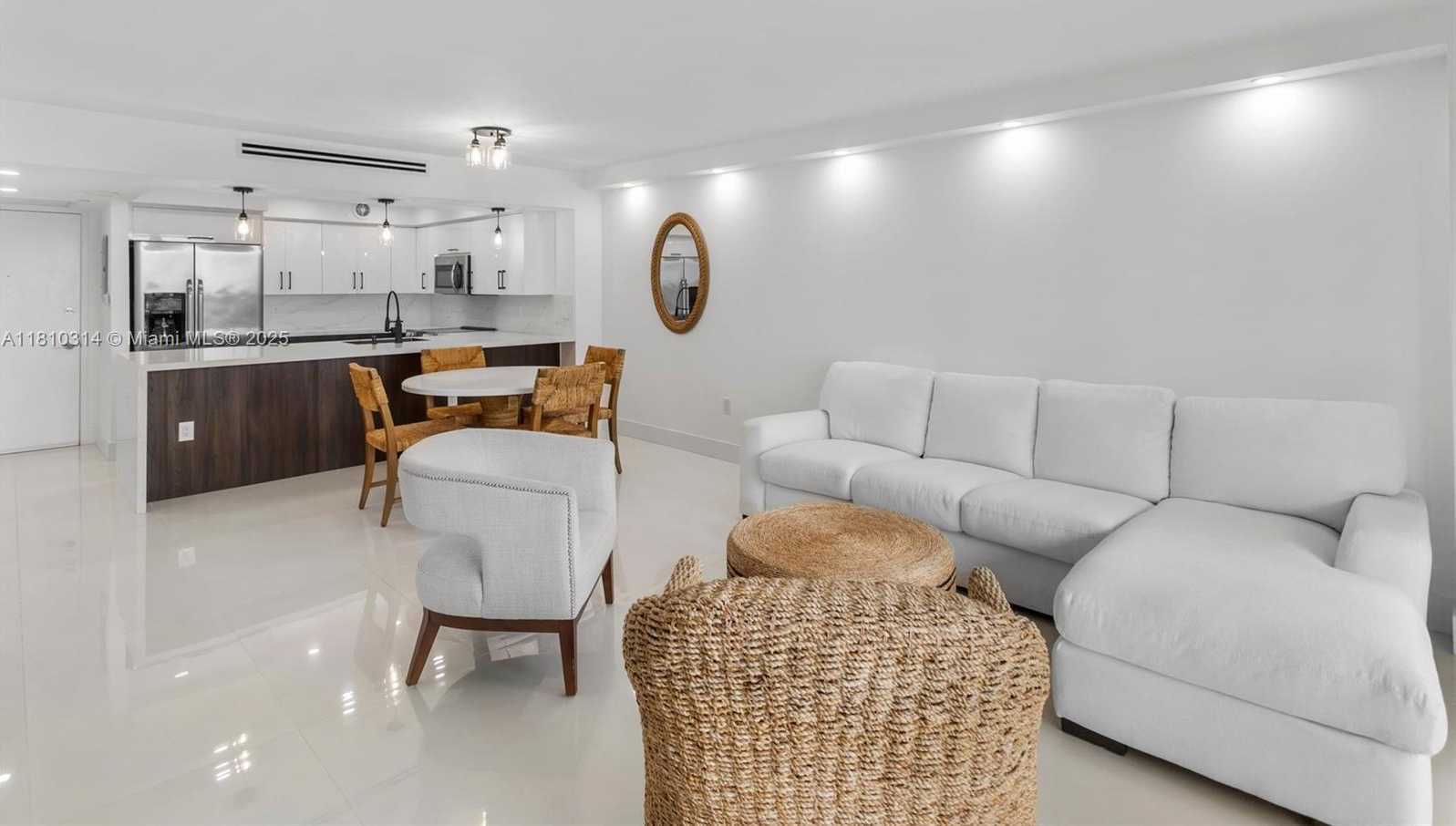 Small Image of 5701 COLLINS AVE #503, Miami Beach Number 5
