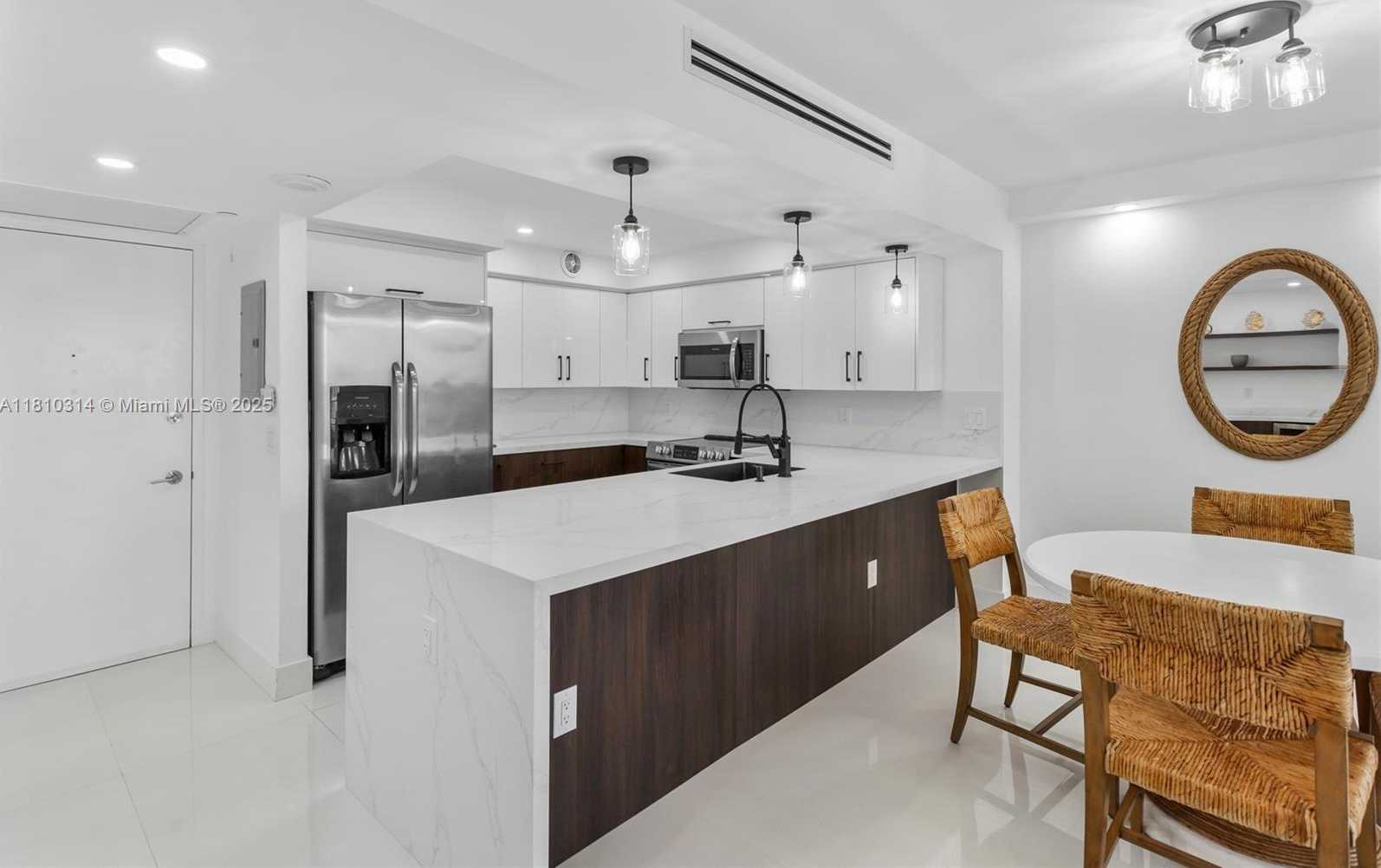 Small Image of 5701 COLLINS AVE #503, Miami Beach Number 6