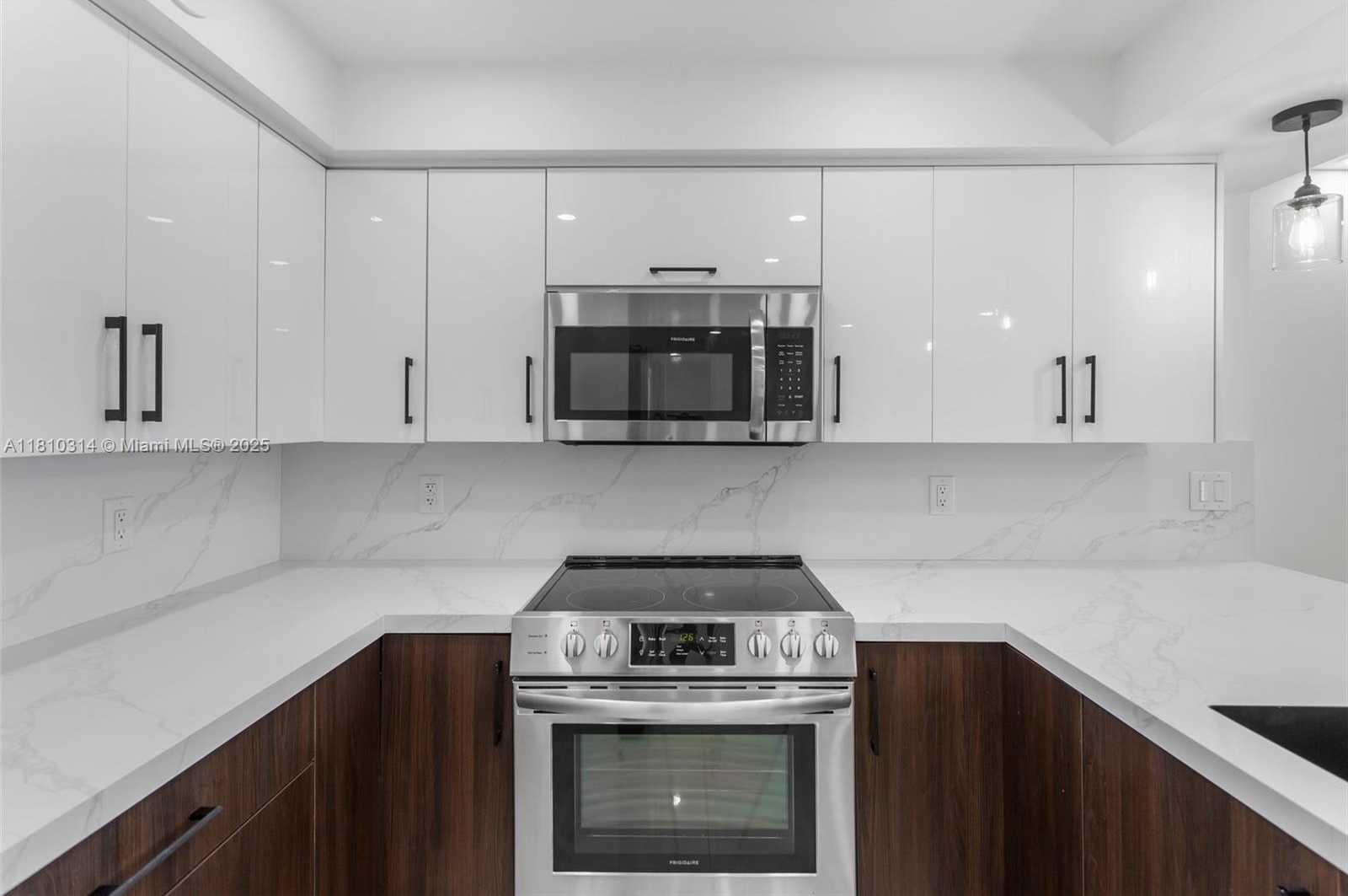 Small Image of 5701 COLLINS AVE #503, Miami Beach Number 8