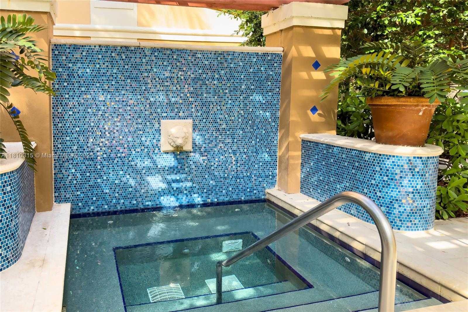 Small Image of 19901 #2307, Aventura Number 28