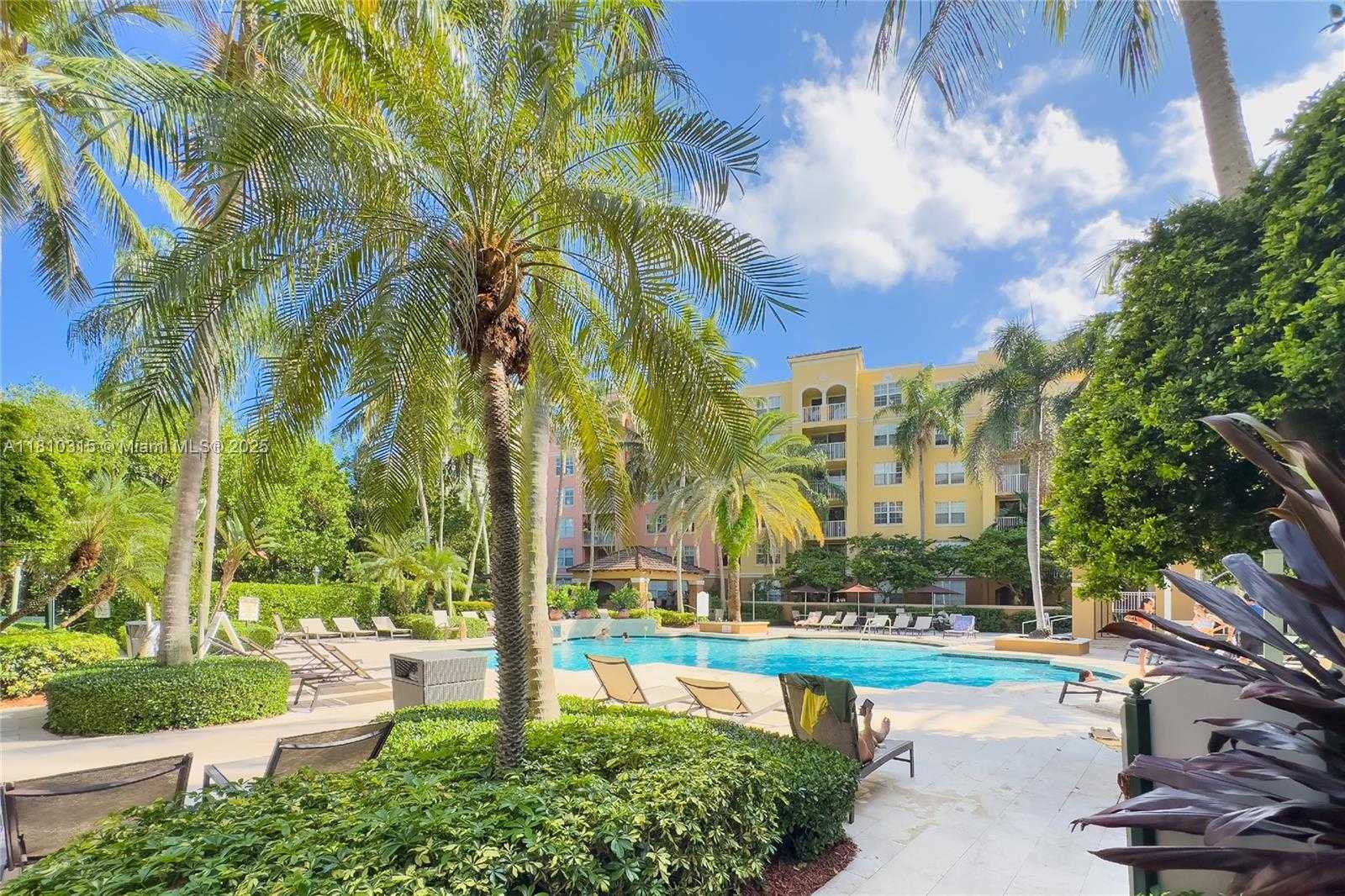 Small Image of Aventura Number 56