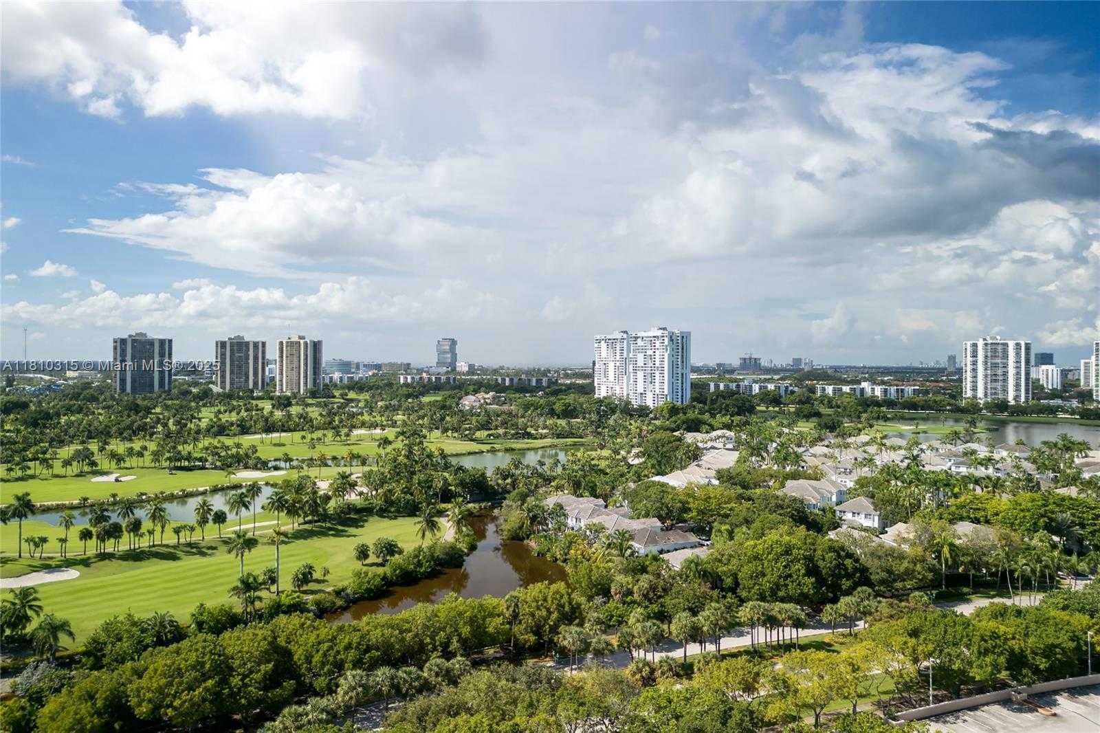 Small Image of 19901 #2307, Aventura Number 6