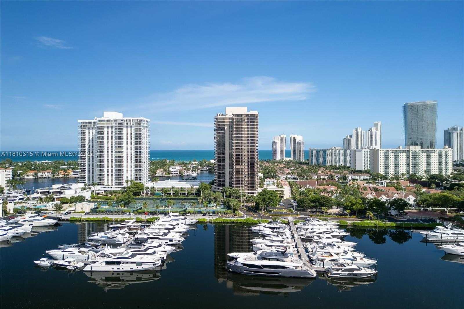 Small Image of Aventura Number 68