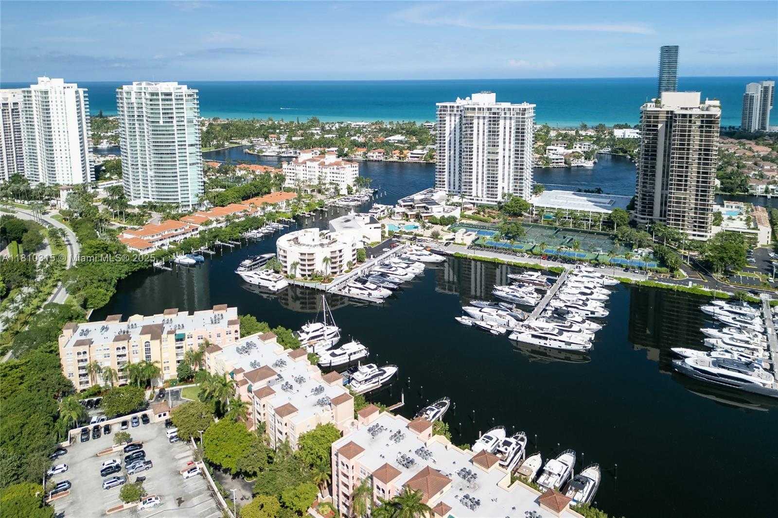 Small Image of Aventura Number 73