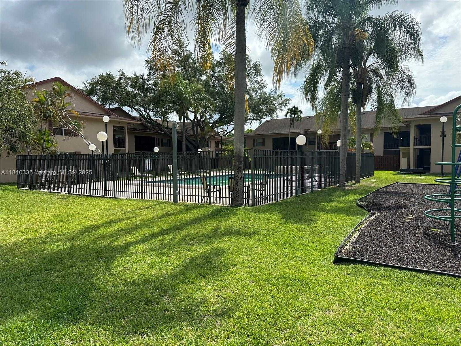 Small Image of 11245 SOUTH WEST 88TH ST #210-F, Miami Number 14