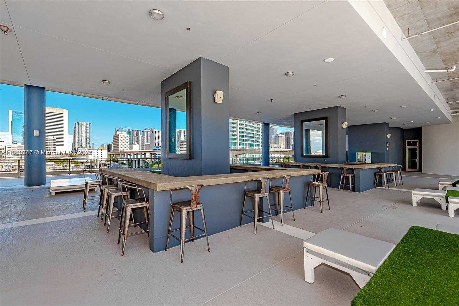 Small Image of 690 SOUTH WEST 1ST CT #1007, Miami Number 25