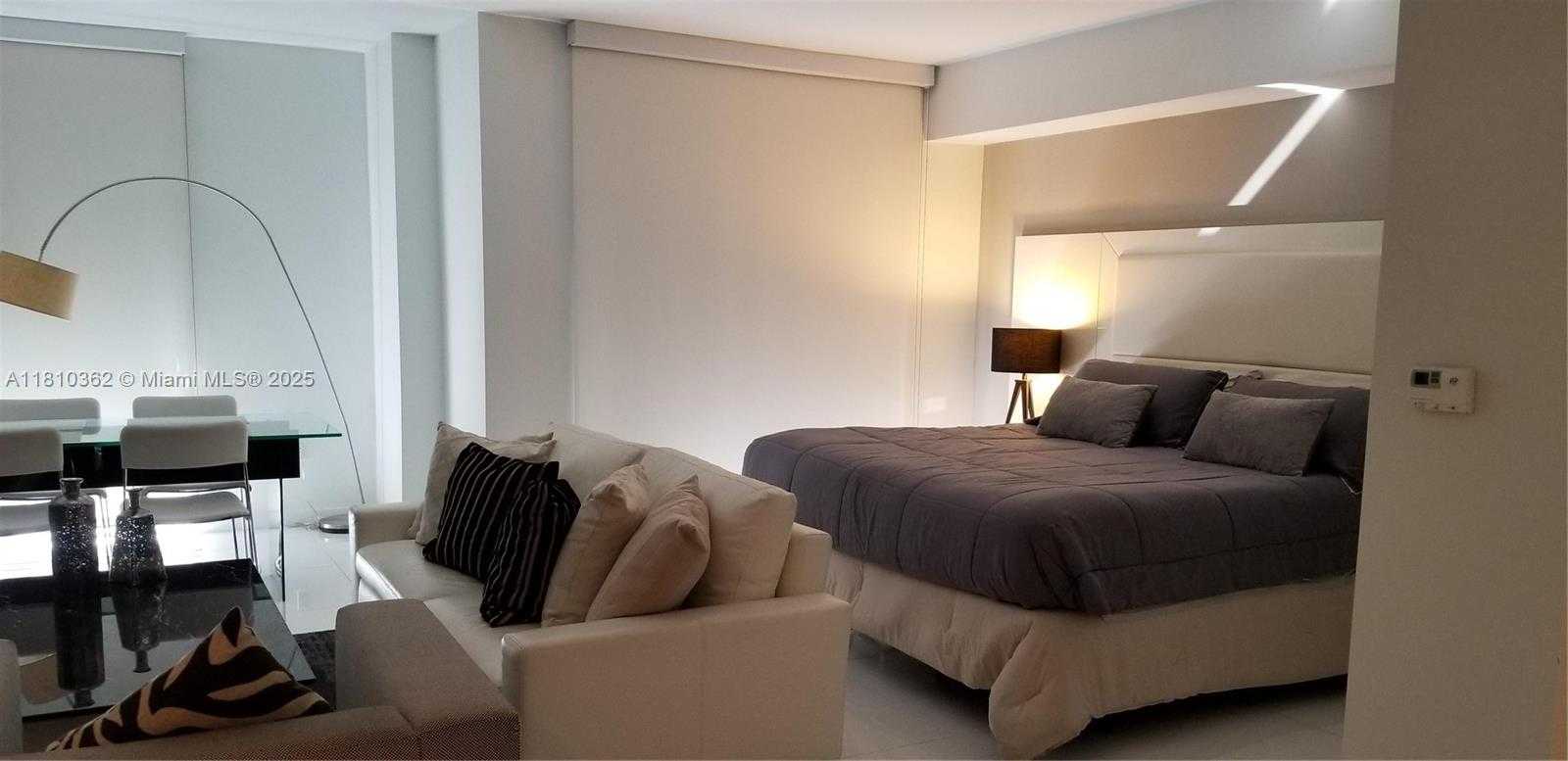 Small Image of 31 SOUTH EAST 6 STREET #603, Miami Number 3