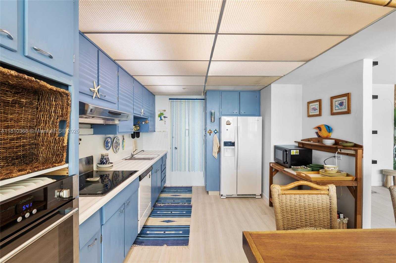 Small Image of 5055 COLLINS AVE #5G, Miami Beach Number 10