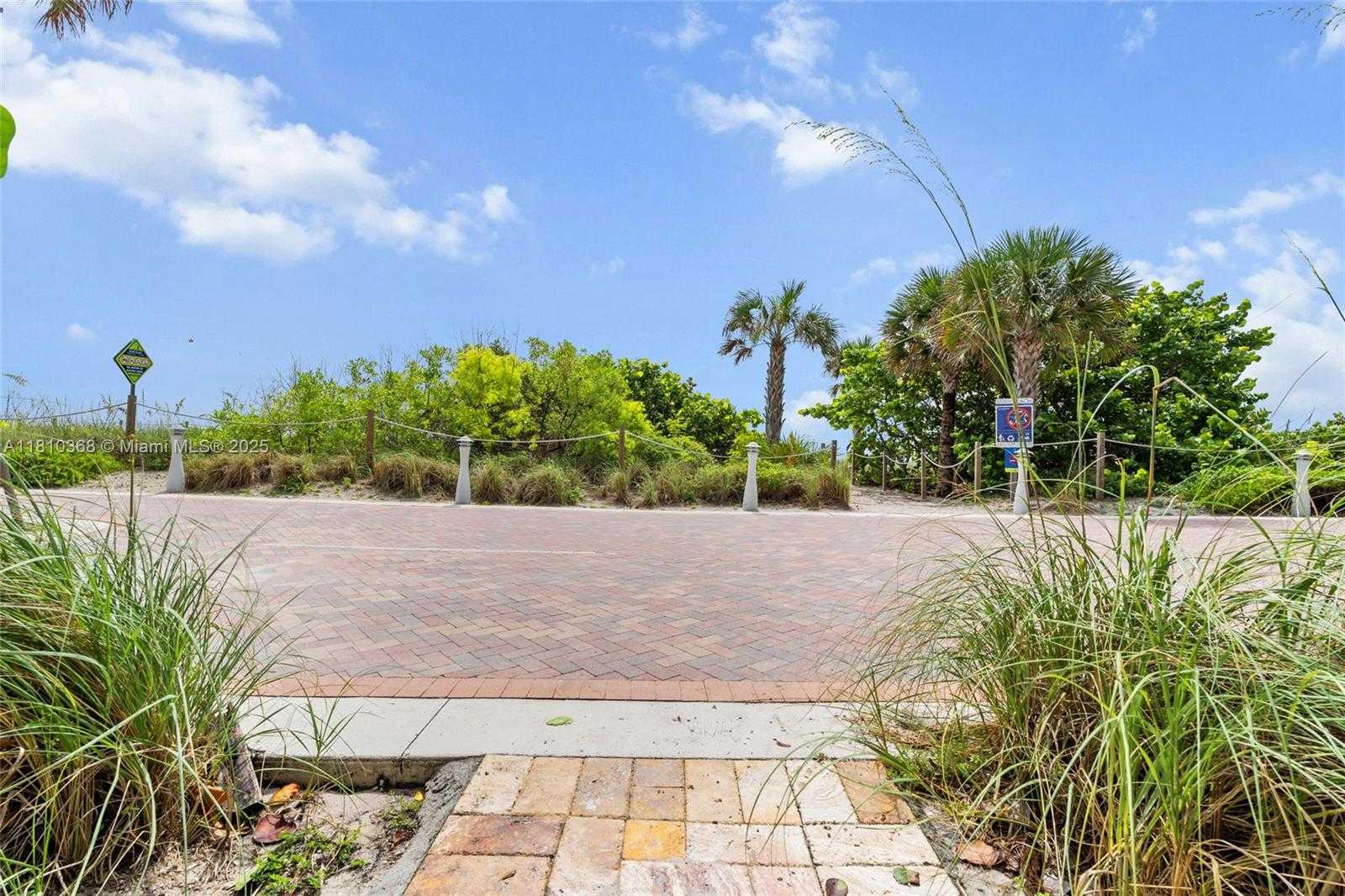 Small Image of 5055 COLLINS AVE #5G, Miami Beach Number 18