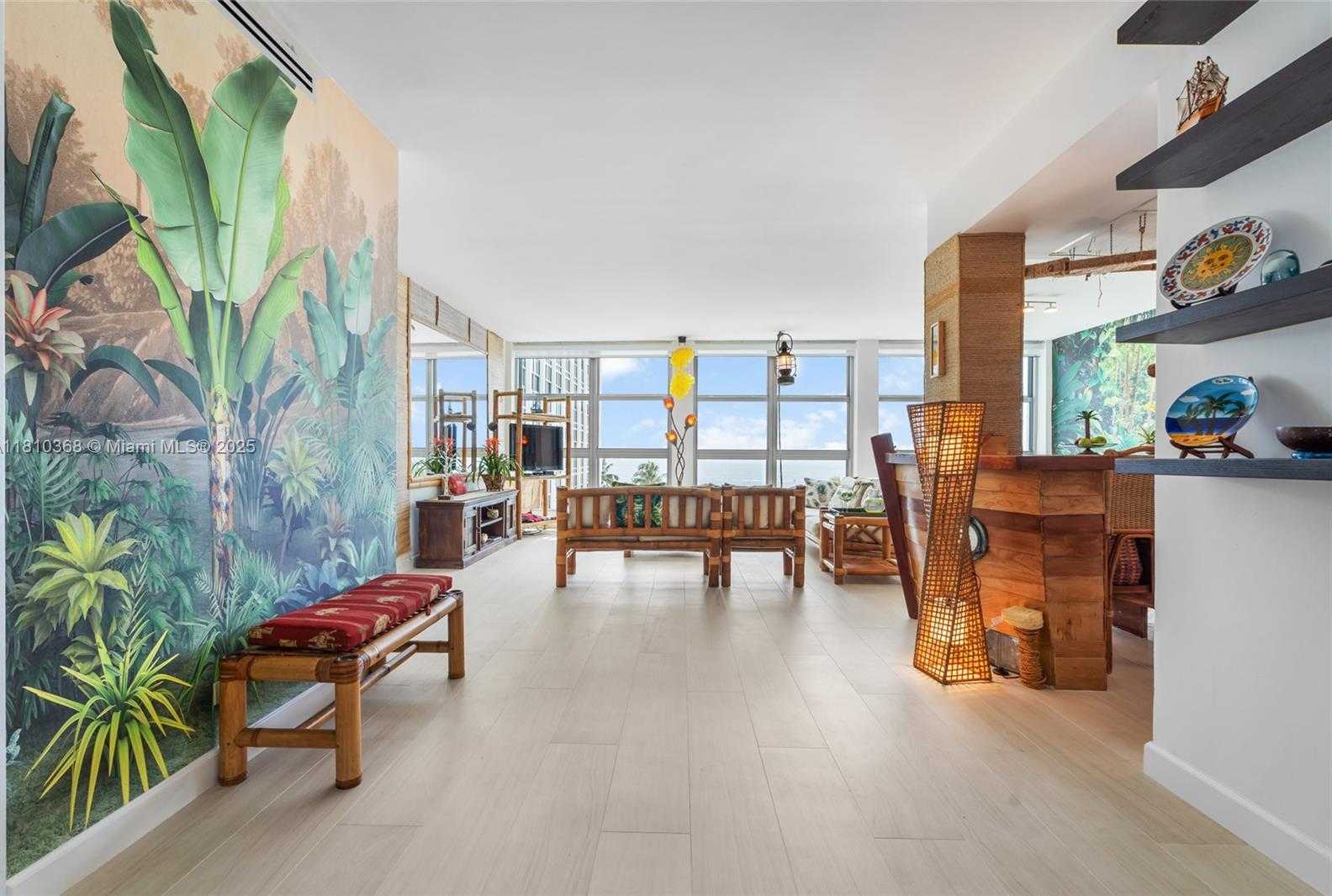 Small Image of 5055 COLLINS AVE #5G, Miami Beach Number 3