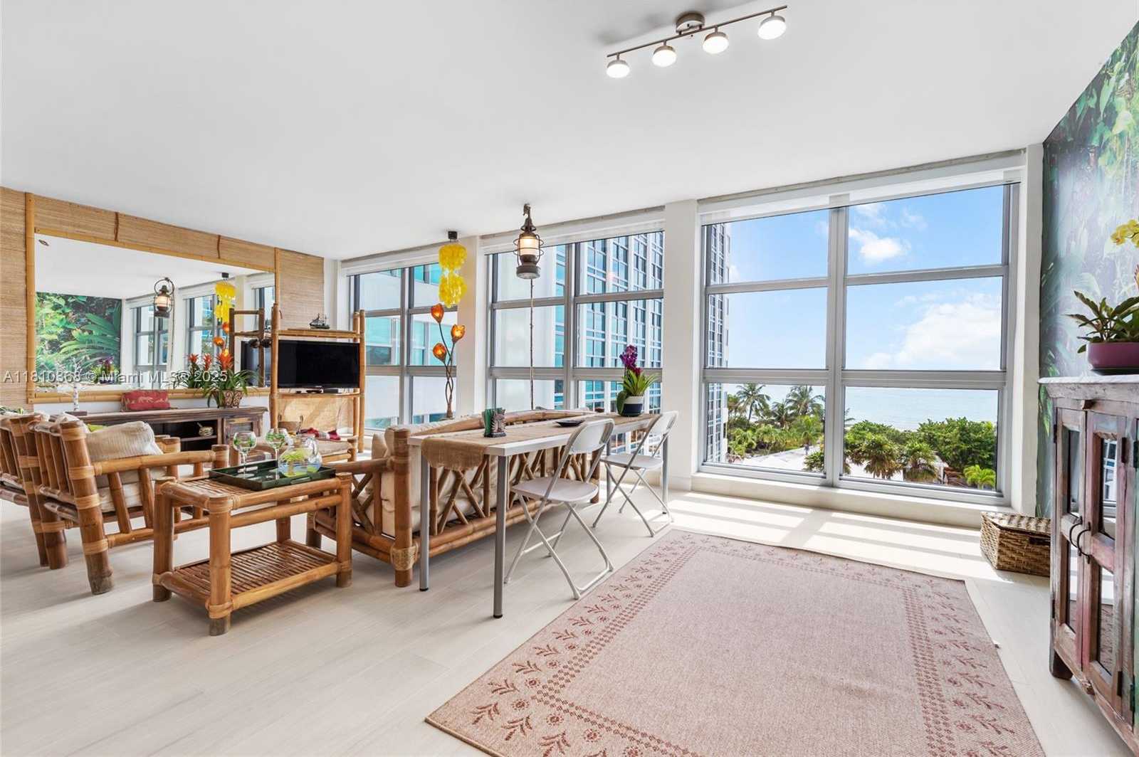 Small Image of 5055 COLLINS AVE #5G, Miami Beach Number 4