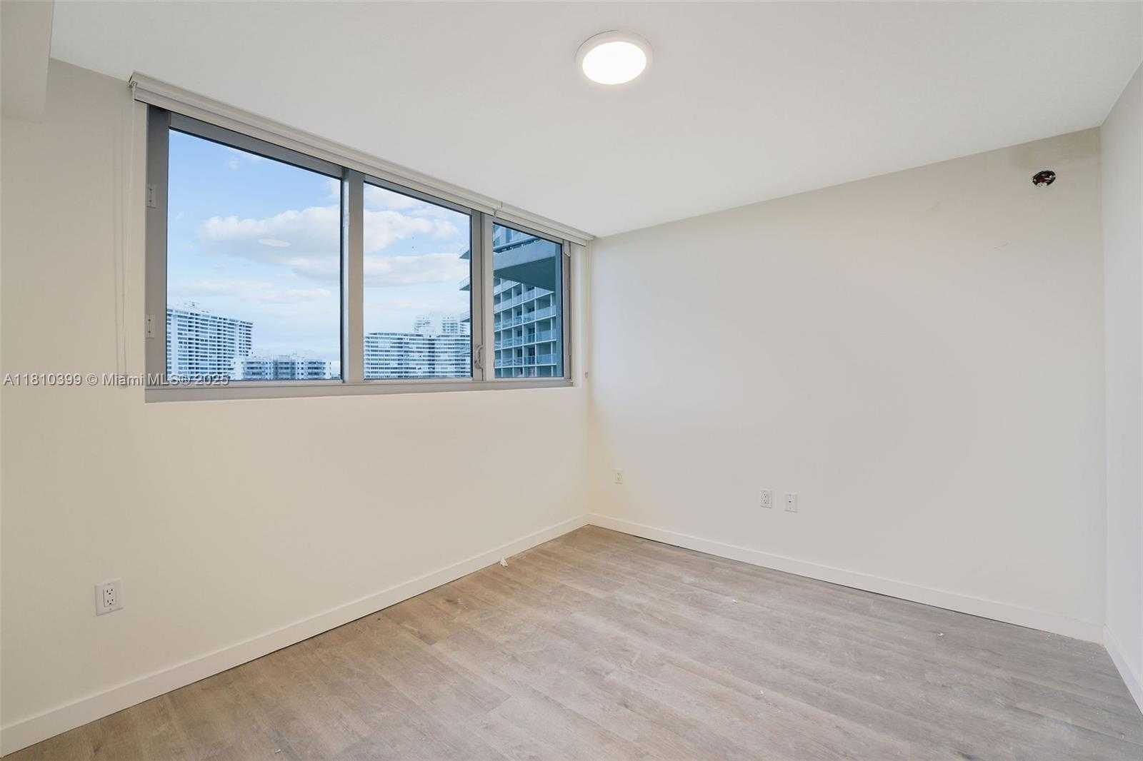 Small Image of 1500 BAY RD #N-0910, Miami Beach Number 12