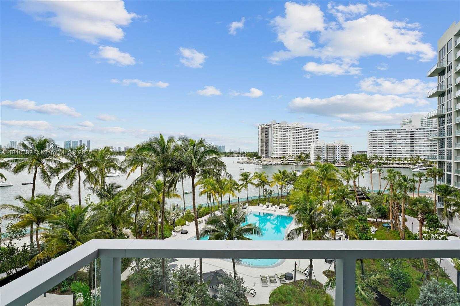 Small Image of 1500 BAY RD #N-0910, Miami Beach Number 8