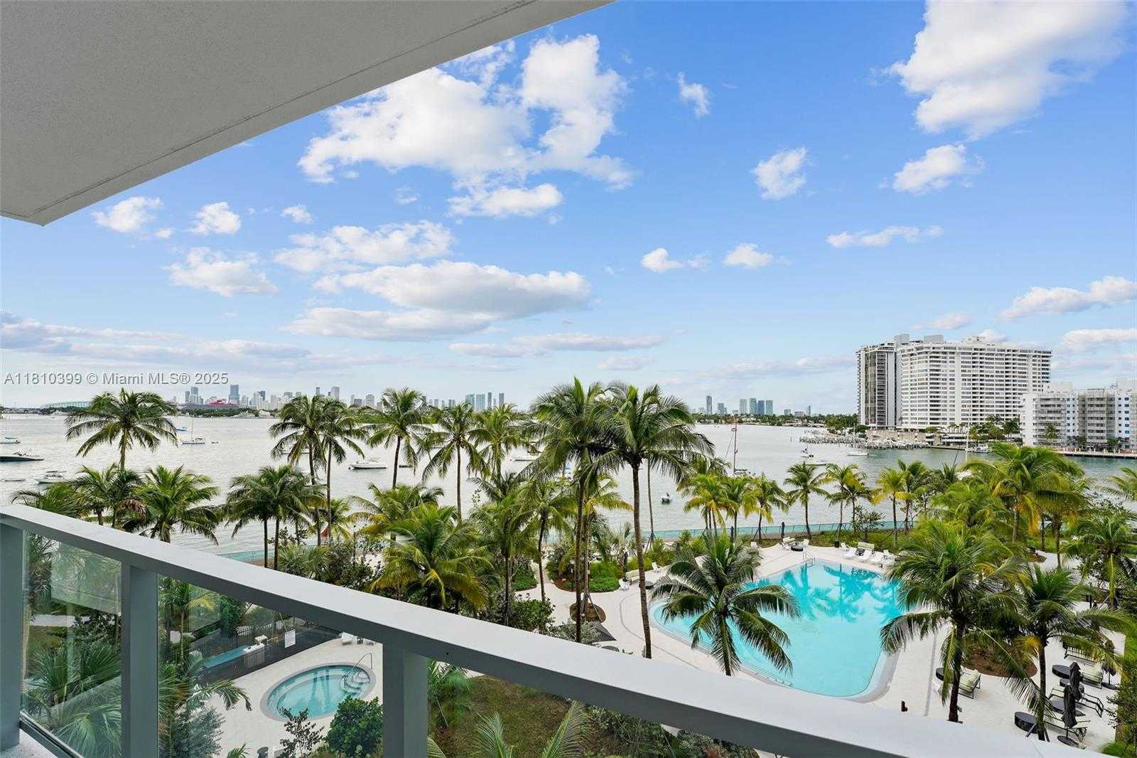 Small Image of 1500 BAY RD #N-0910, Miami Beach Number 9