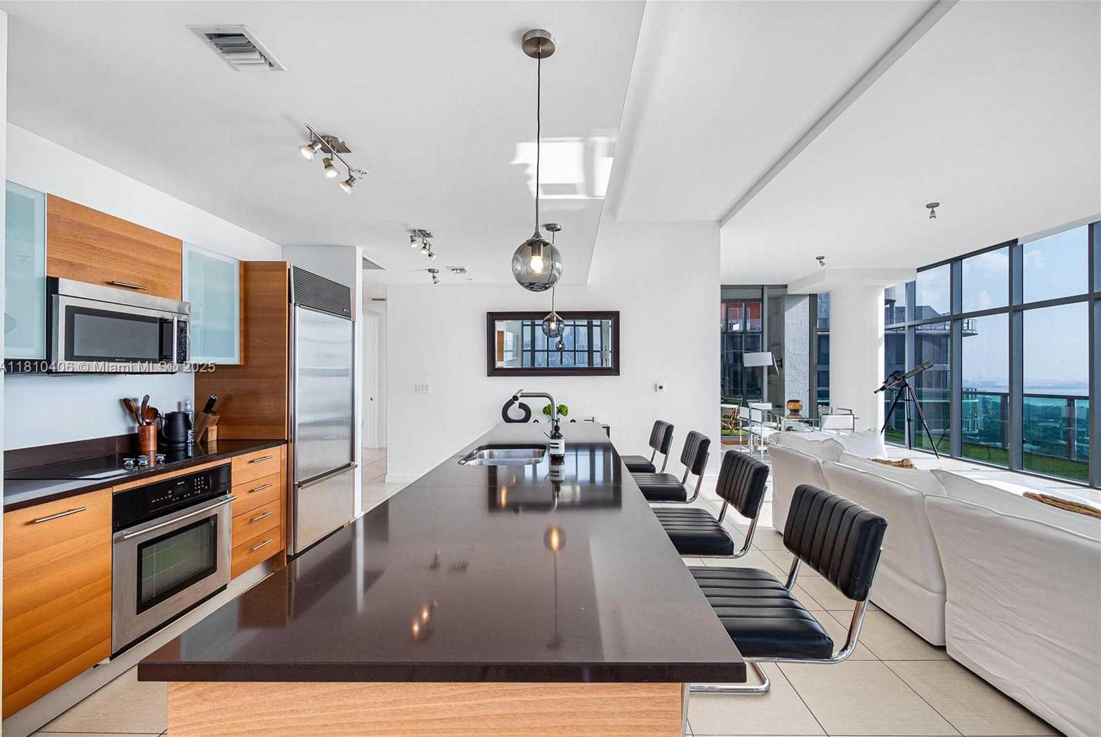 Small Image of 3301 NORTH EAST 1ST AVE #LPH-7, Miami Number 6