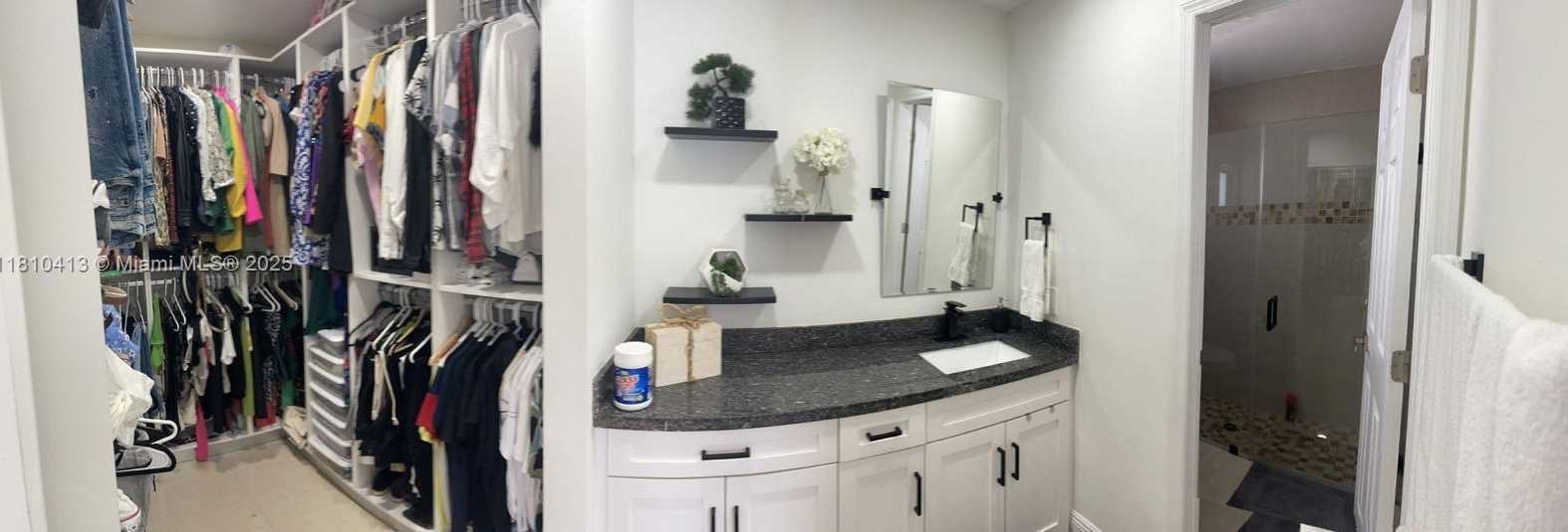 Small Image of 21045 124 AVE RD #na, Miami Number 16