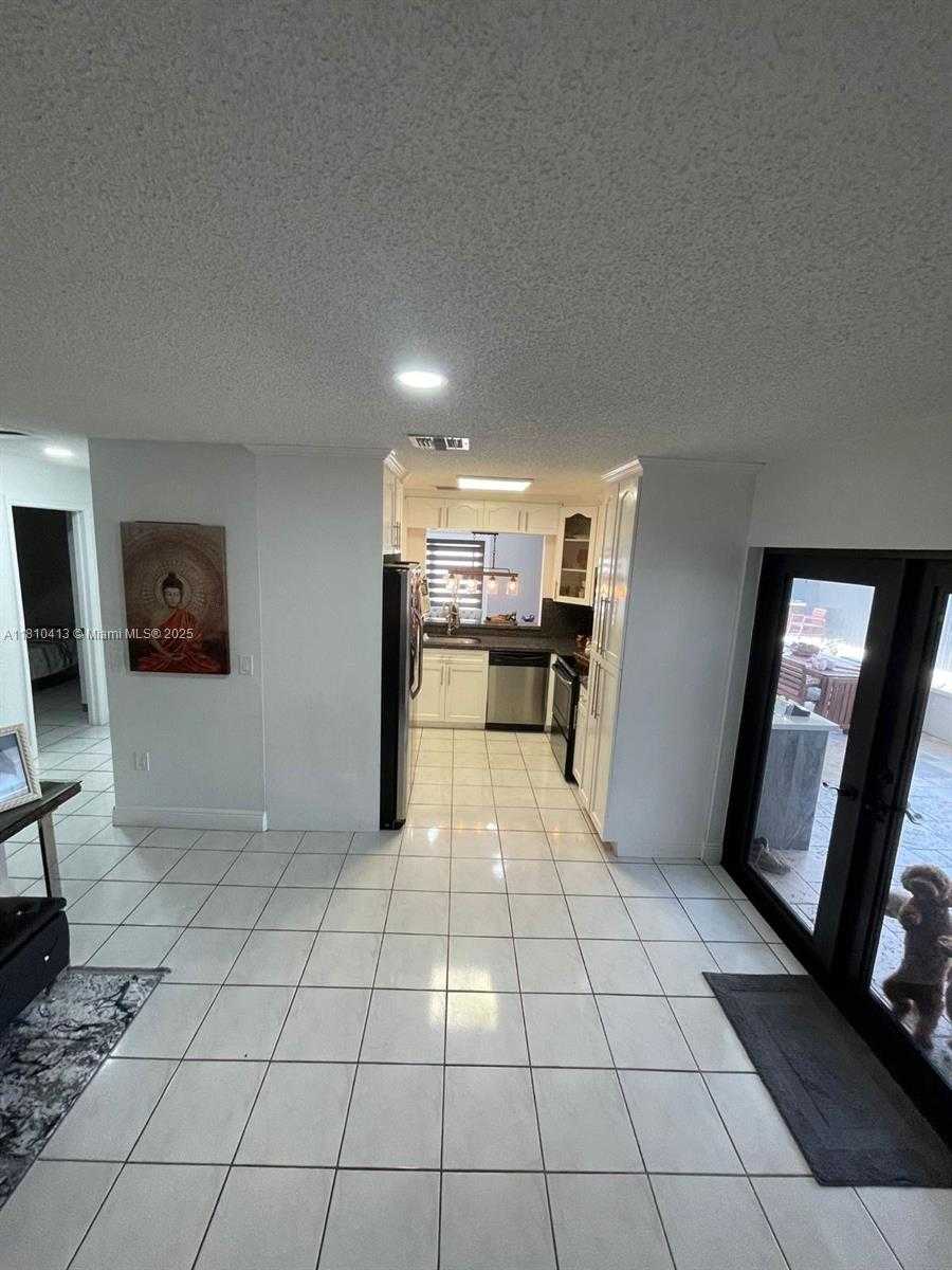 Small Image of 21045 124 AVE RD #na, Miami Number 7