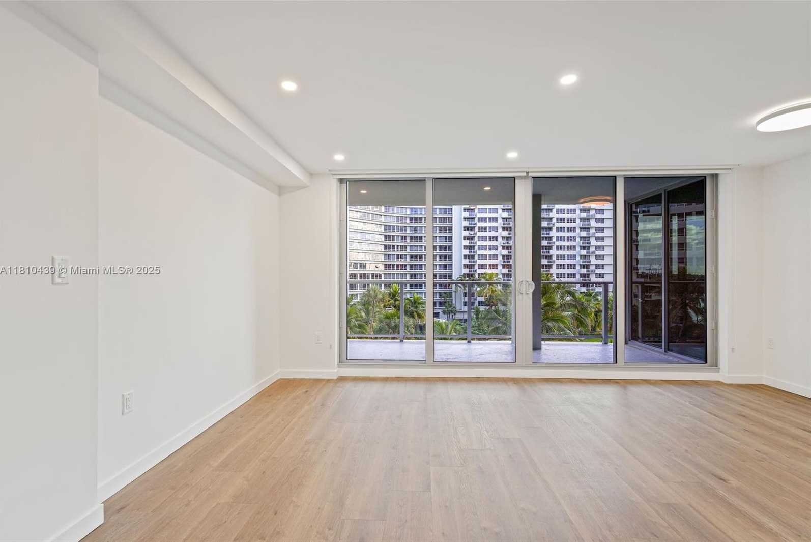 Small Image of 1500 BAY RD #N-0225, Miami Beach Number 10
