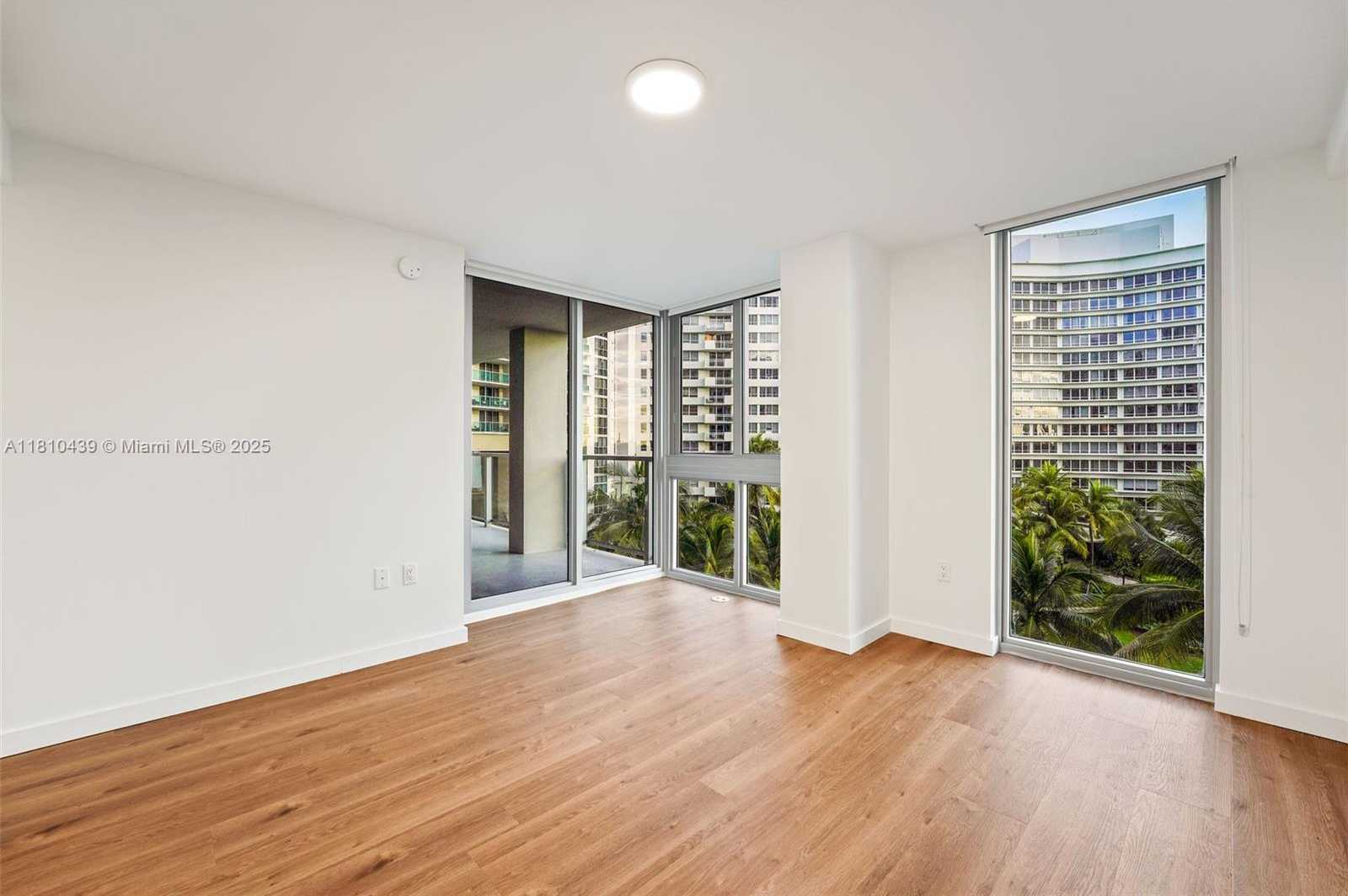 Small Image of 1500 BAY RD #N-0225, Miami Beach Number 25