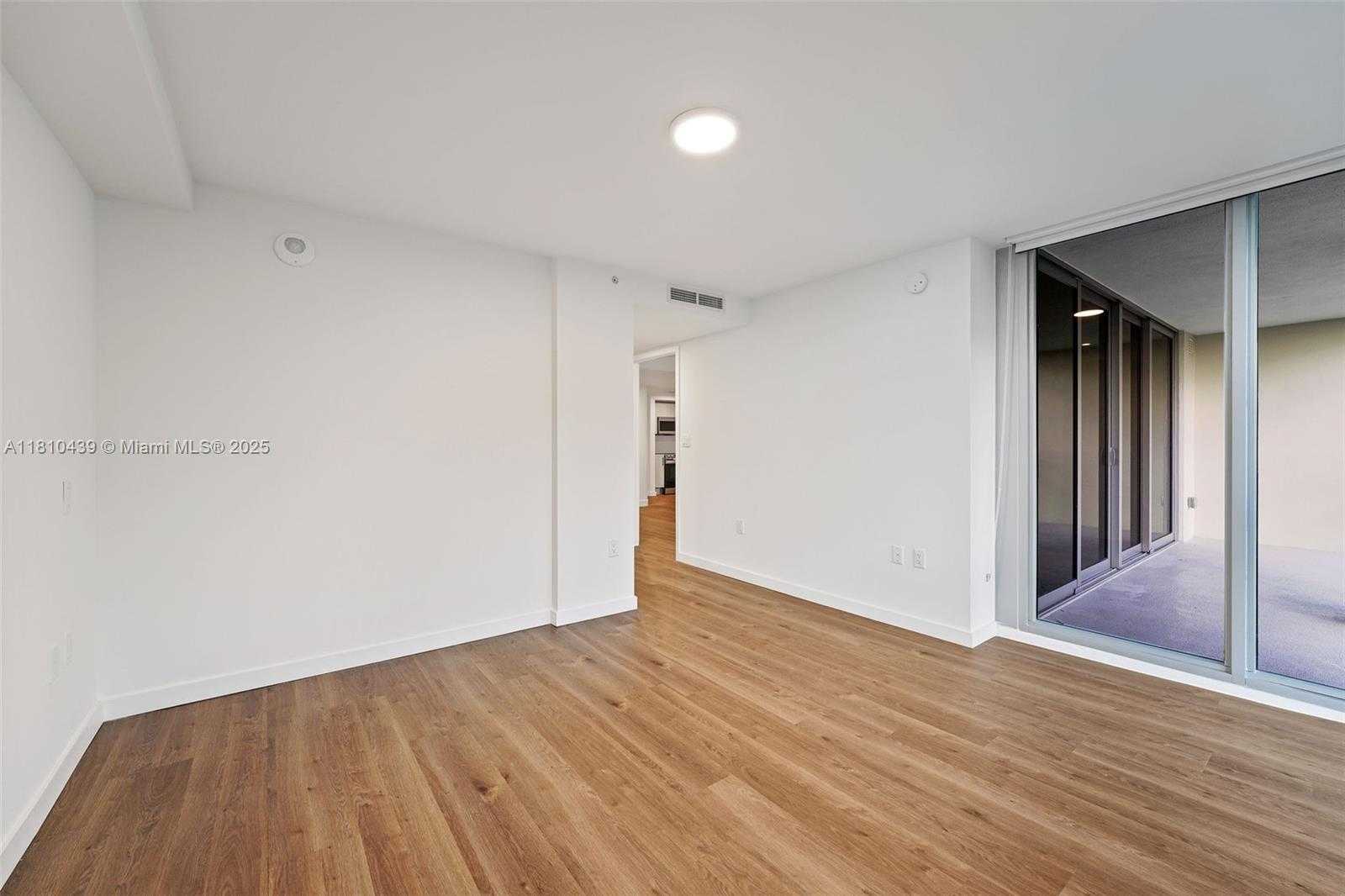 Small Image of 1500 BAY RD #N-0225, Miami Beach Number 29