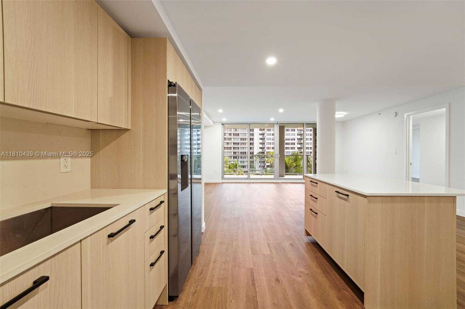 Small Image of 1500 BAY RD #N-0225, Miami Beach Number 5