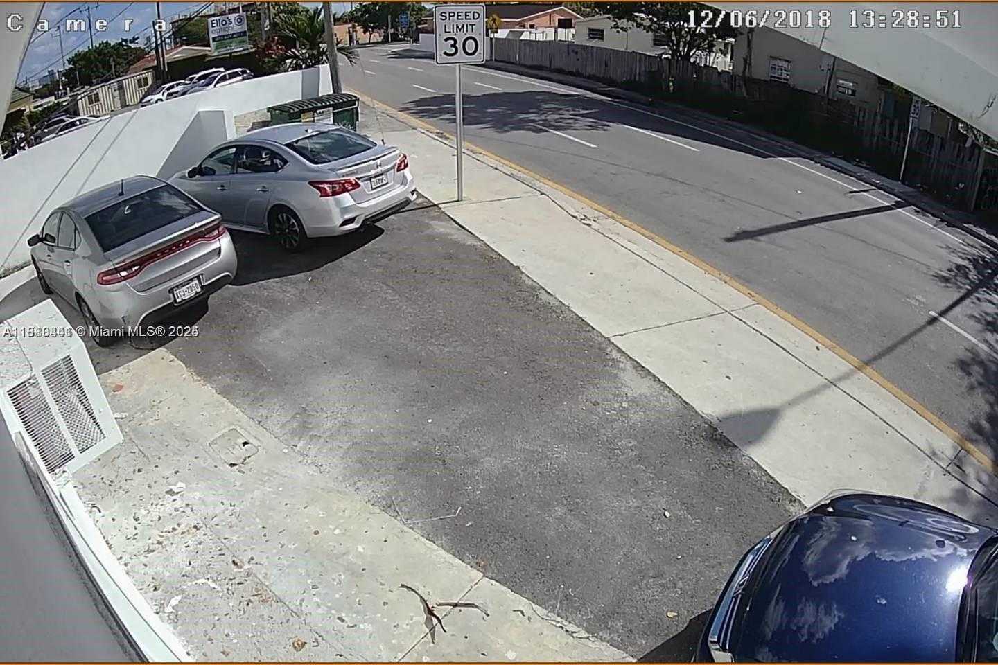 Small Image of 2344 WEST FLAGLER ST, Miami Number 11