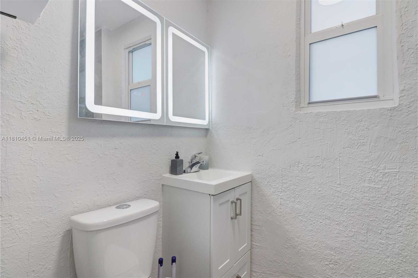 Small Image of 6039 SOUTH WEST 38TH ST, Miramar Number 18