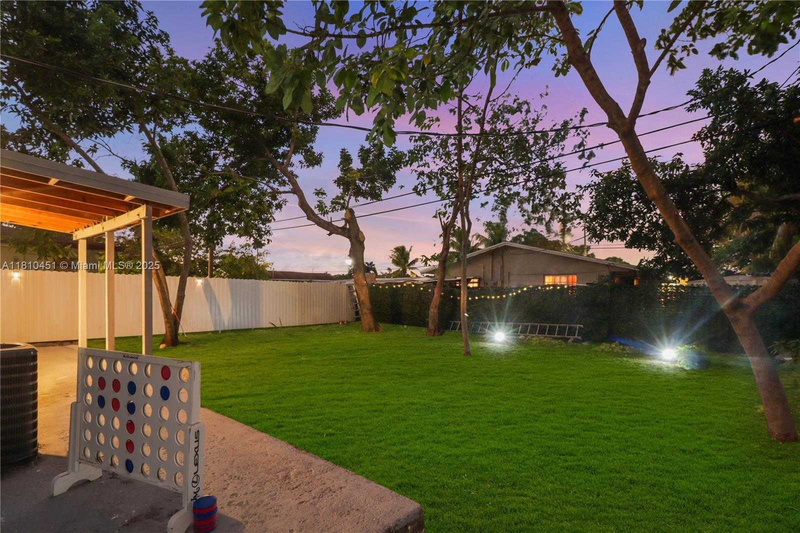 Small Image of 6039 SOUTH WEST 38TH ST, Miramar Number 2