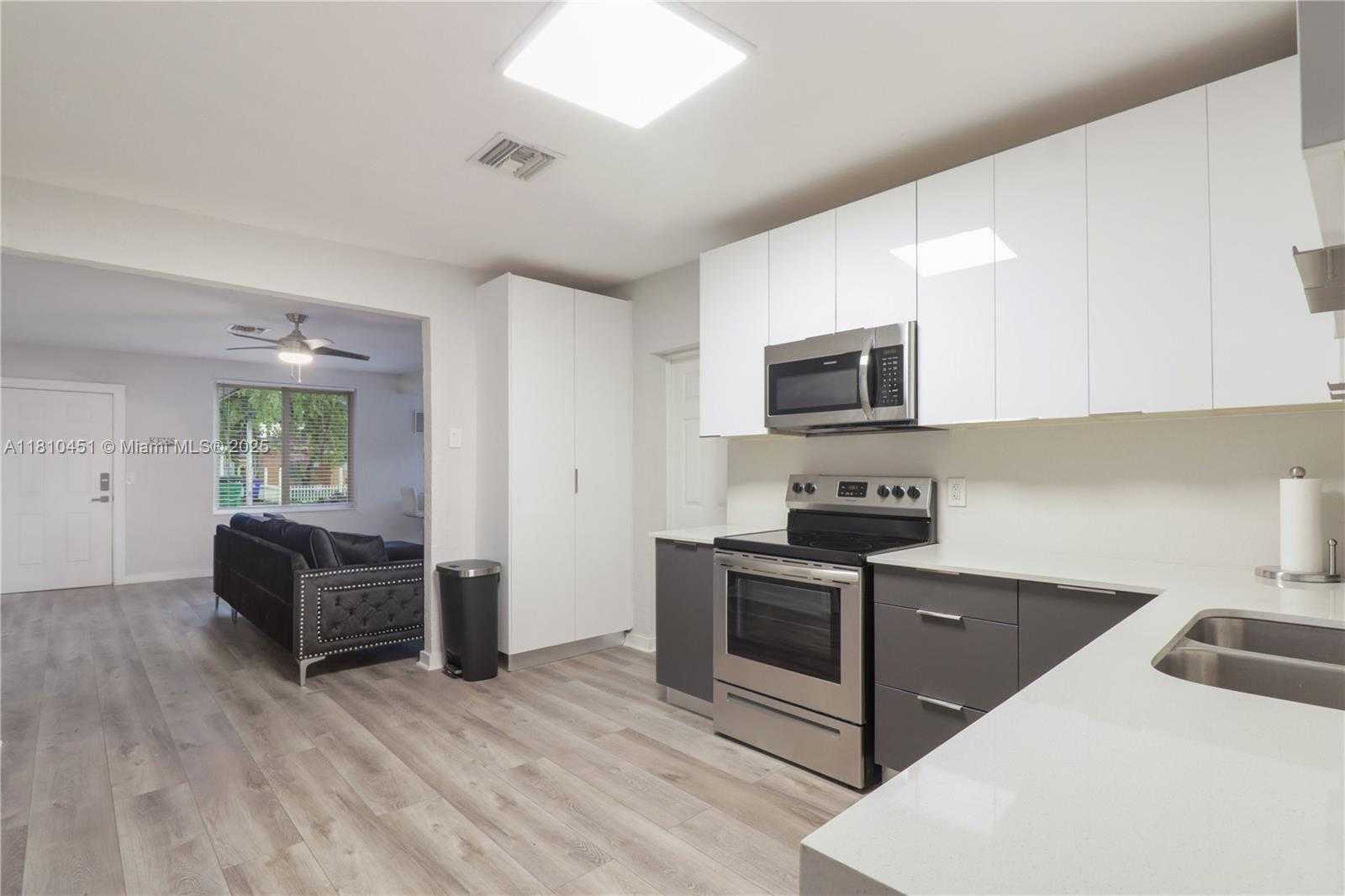 Small Image of 6039 SOUTH WEST 38TH ST, Miramar Number 6
