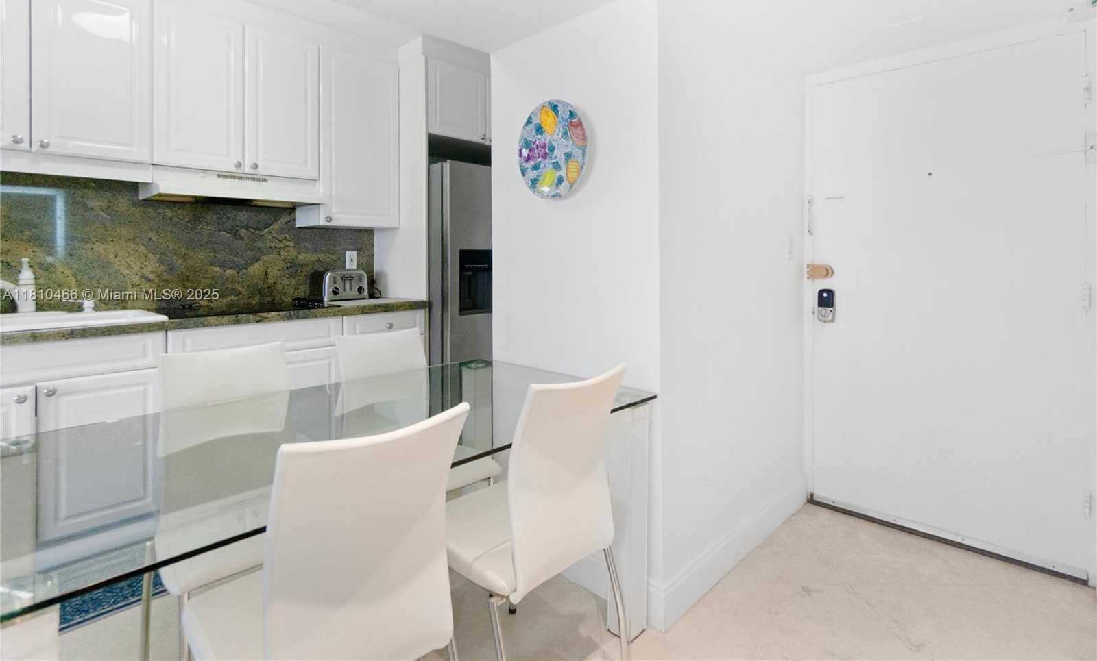 Small Image of 100 LINCOLN RD #827, Miami Beach Number 11